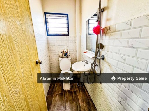 Partially Furnished | Double Storey Terrace Taman Sri Indah, Balakong Cheras