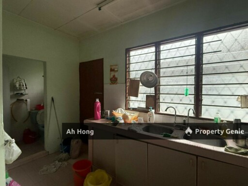 Tun Aminah / Nearby Tasek Mall / Big Size Single Storey / Jalan Hulubalang / Freehold