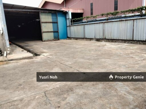 Single Storey Warehouse Together with 2.5 Storey Office Building