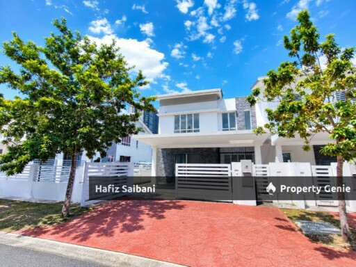End Lot Double Storey Terrace D' Kayangan Sekyen 13 Shah Alam