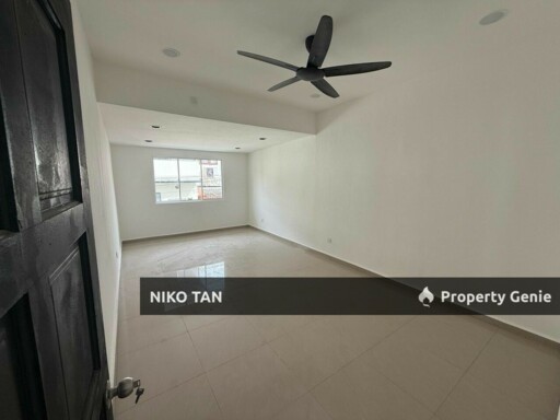 Jalan Tasek Double Storey Endlot House For Sale