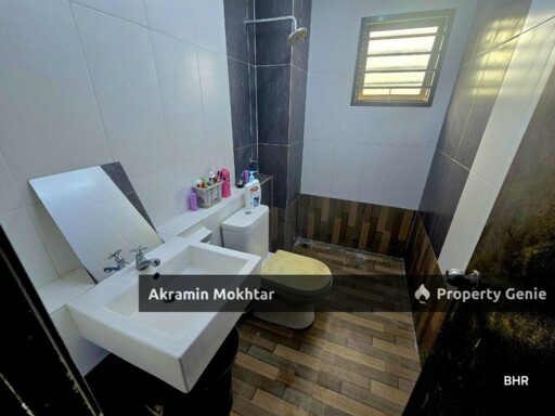 2 STOREY TERRACE HOUSE CELOSIA SAUJANA KLIA KOTA WARISAN