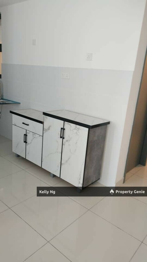 Trio Residence At Bandar Bukit Tinggi Klang Partly Furnished For Rent