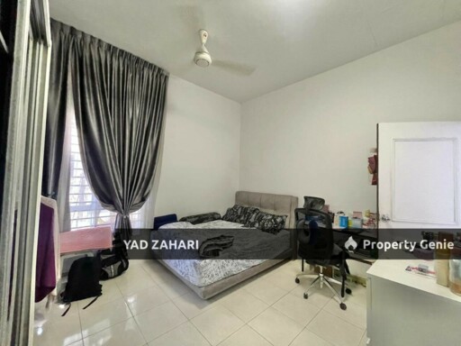 Seksyen 29, Kg Lombong Shah Alam | Single Storey Semi-D 4 Bedrooms | RM500K - Extra Land, Loft Features & Easy Access to Main Road
