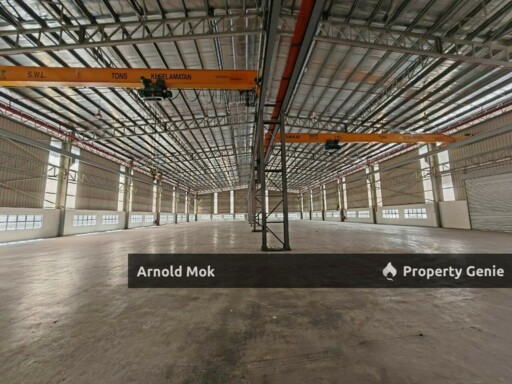 2.5 storey Detached Factory at SiLC Gelang Patah for Rent