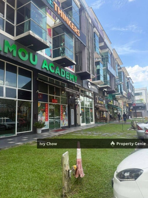 Danga Utama ground Floor for rent