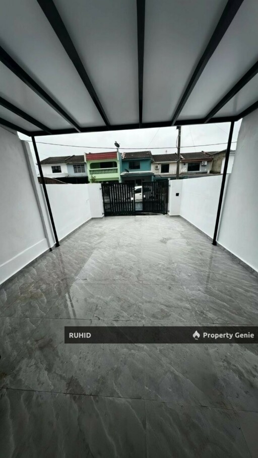 Renovated 3 Bedroom Freehold Double Storey House in Taman Megah Ria Masai