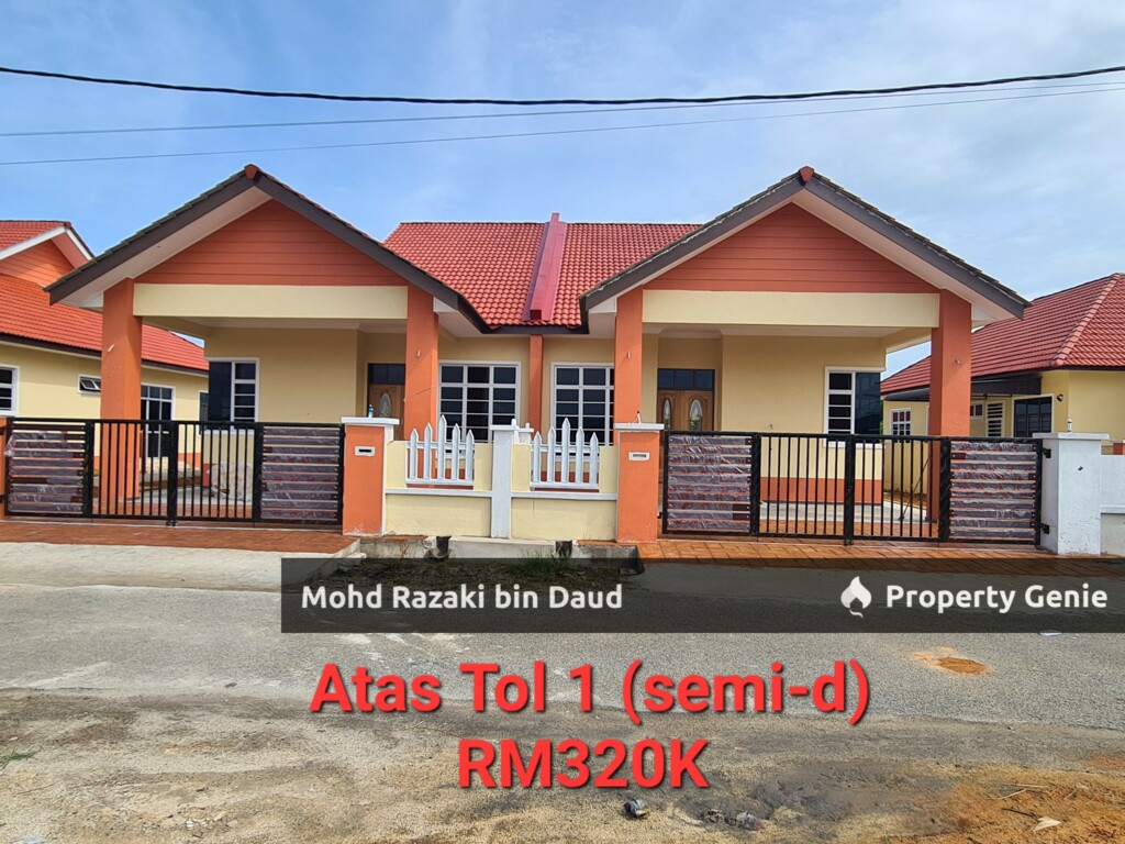 Rumah Semi-d Setingkat di Atas Tol