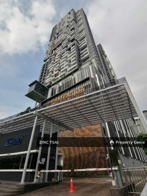 Sky Luxe On The Park🔥Save RM 135,000🔥6 mins drive to Awan Besar LRT🔥3 mins drive to Pavilion Bukit Jalil