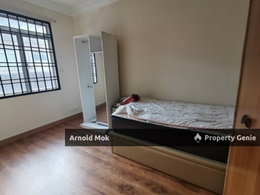 2 Storey Terrace House @ Lakeside Residency Bandar Seri Alam for Rent