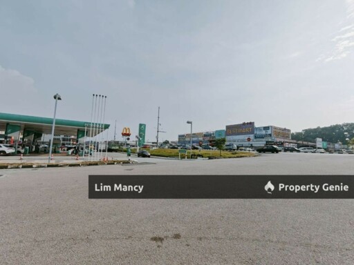 Taman Nusa Bestari Three Storey Corner Shoplot Facing Main Road and Opposite Bestmark