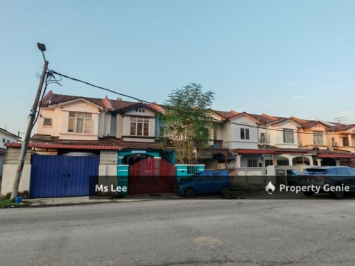 Male Room RM 350-End Lot 2 Storey house-Taman Sentosa @ Klang-Ready Now