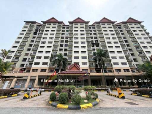 FREEHOLD, PARTIALLY FURNISHED, 1 PARKING & RENOVATED CANTIK | Kristal Villa Condominium, Kajang 2