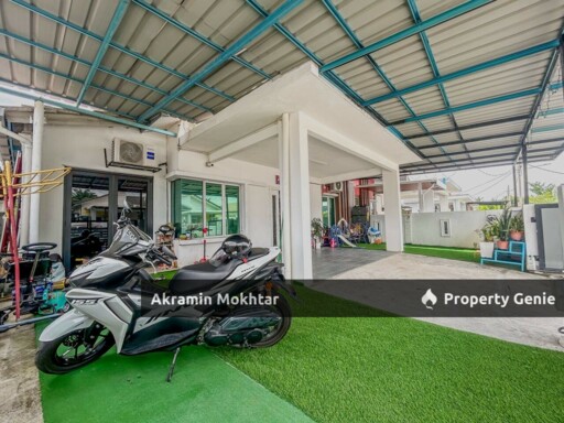 Fully Renovated & Fully Extended | Semi D Single Storey Taman Indah Puteri, Sepang.
