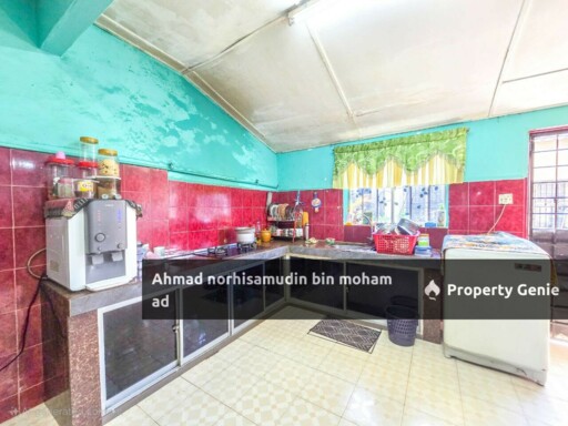 Renovated (20"x60") Single Storey Terrace @  Seksyen 24, SHAH ALAM