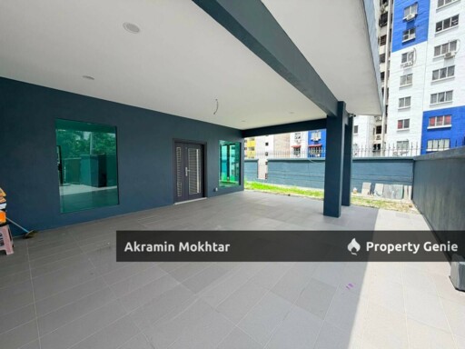 CORNER DOUBLE STOREY TERRACE, VILLA MAS 2, KIPARK SRI UTARA, OFF JALAN IPOH, KUALA LUMPUR.