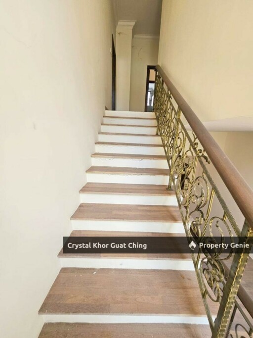3 Storey Bungalow at D'Residence, Near Queensbay