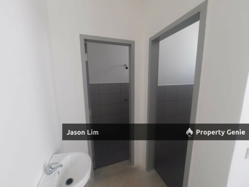 Setia Fontaines Shophouse Fronting Main Road