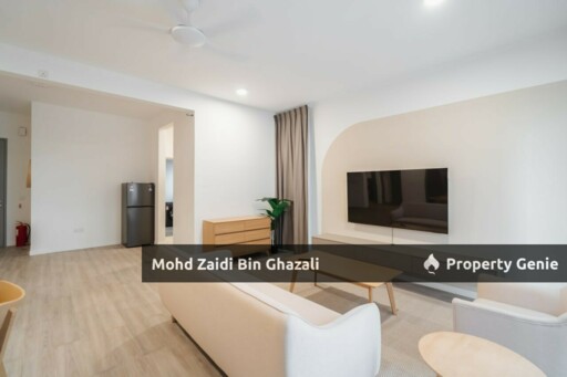 Fully Furnished 3 Bedrooms Condo @ Lakefront Resident