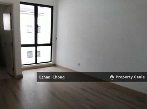 Elmina Garinia Super Intermediate House For Sale