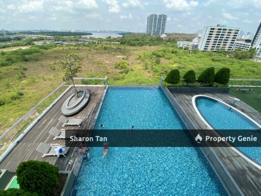 Luxury Marina Residence 3 Bedroom Apartment, Bayu Puteri 5 min to Ciq
