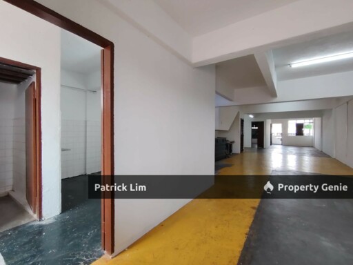 Malim Jaya 1st Floor Shop Lot For Rent