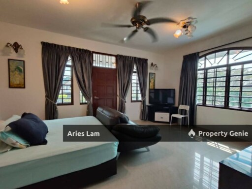 Double Storey Bungalow @ Taman Kolam Air /Near JB Town
