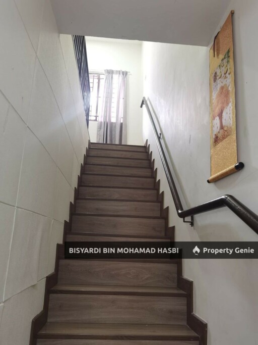 FACING OPEN, END LOT 2 STOREY TERRACE CHERAS INDAH, KUALA LUMPUR .