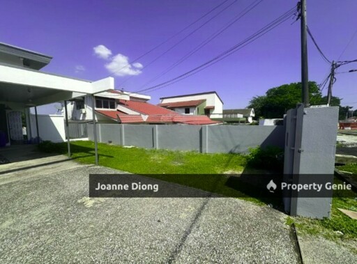 Sek 14 PJ Double Storey Bungalow