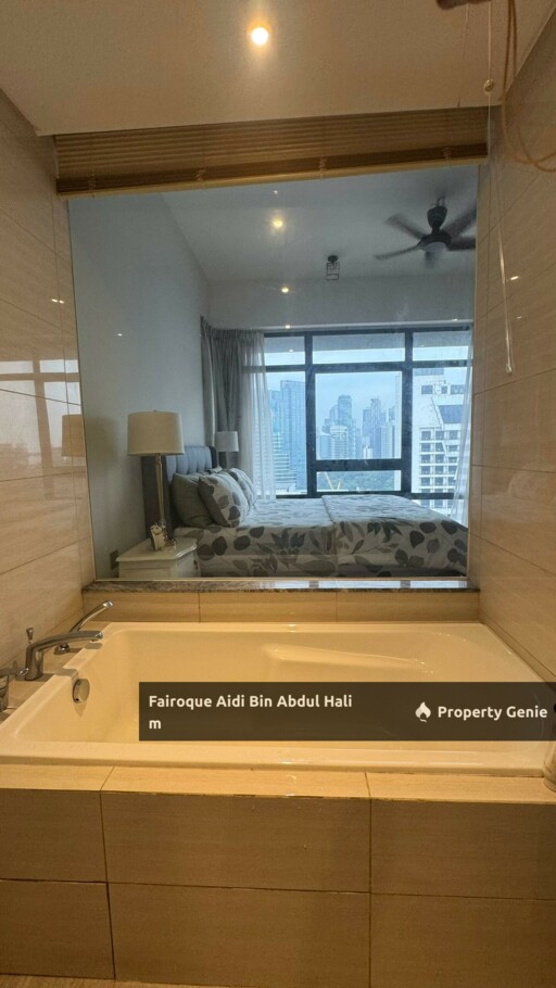 Anggun Residences KLCC With KLCC & KL TOWER View