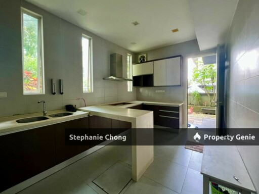 3-Storey Semi-D with Lift @ The Rafflesia, Damansara Perdana | Spacious & Renovated | Bumi