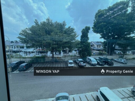 3 Storey Shop Office First Floor Taman Molek JB Fully Office Furnished