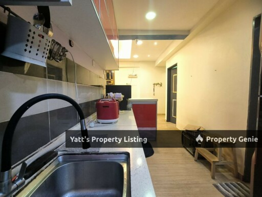 🏡 PANGSAPURI DAMAI, SEKSYEN 25, SHAH ALAM  For Sale 💰 RM299,000 (Nego)