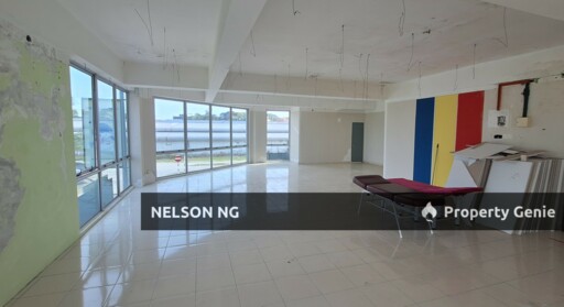 PD WaterFront Corner Office