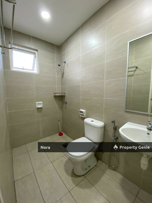 Laman Azalea, Nilai Impian, Partly Furnished for Sale