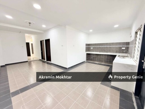 FREEHOLD, FACING OPEN & FULLY RENOVATED | Single Storey Taman Nilai Perdana, Nilai, N. Sembilan .