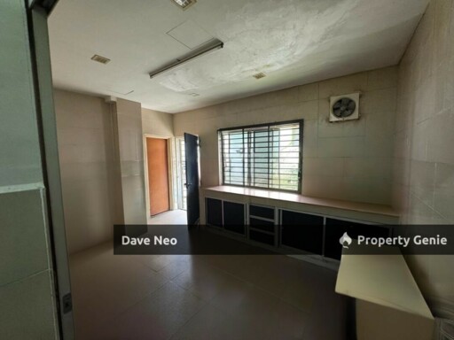 Taman Bukit Indah | 2-Storey House | 4 Beds 3 Baths | Partial Furnished