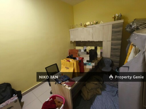 [PRIME AREA]2-Storey EJ 3, Ehsan Height For Sale