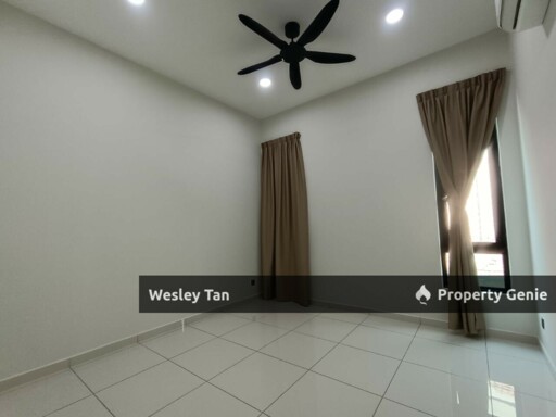 Ujong Pasir 8 Residence Freehold 2 Storey Semi-D Seaview For Sale