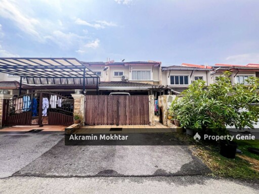 FREEHOLD, RENOVATED & PARTIALLY FURNISHED | 2 Storey House Taman Prima Saujana Kajang Selangor