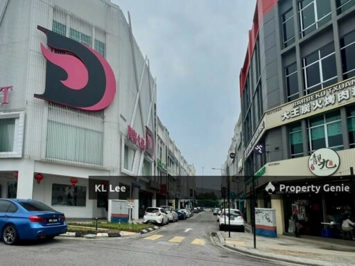 🔥 INVESTOR ALERT | SRI PETALING FREEHOLD CORNER SHOP | 5.2% ROI