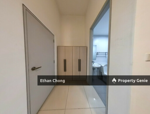 Nadayu 801 Fully Furnished Twin Room With Private Bathroom For Rent