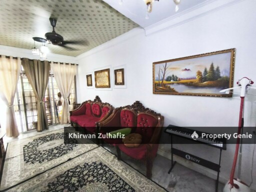 Jalan Teratai Facing Open near Public Bank Bukit Beruntung Double Storey For Sale