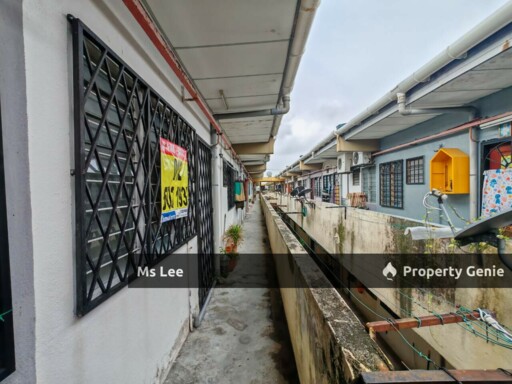 Flat Taman Sri Buloh @ Sungai Buloh, Seksyen U19, Shah Alam-Tingkat 3 Top floor-Ready 15/10 or 30/10