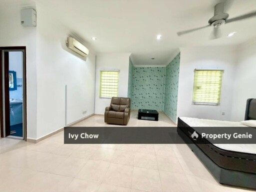 Bandar Putra Jalan Nuri Kulai double Storey Corner lot