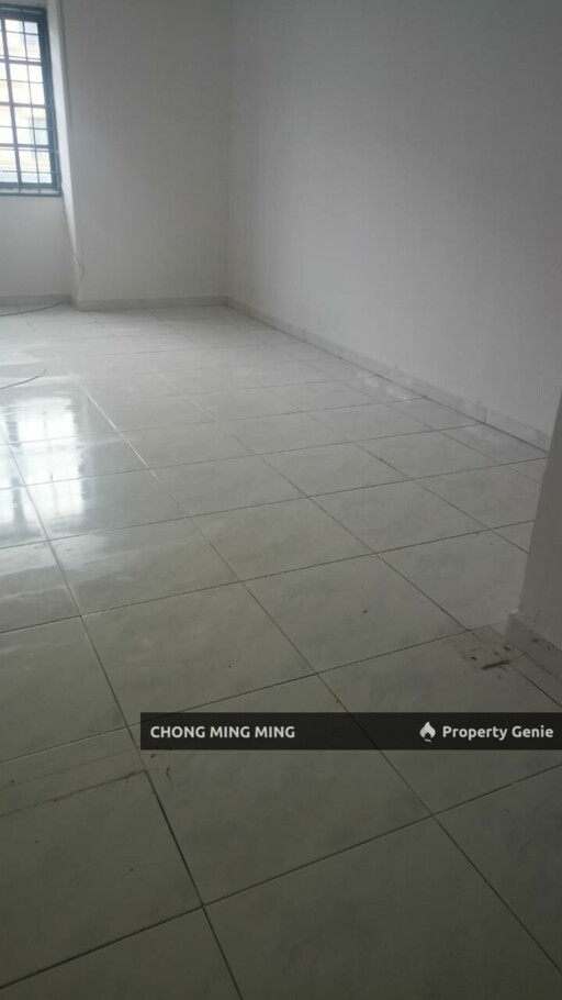 3 Storey Shoplot @ Kemayan Square Seremban for Sale