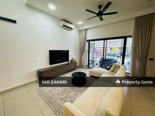 Elmina Green 5, Shah Alam | 2-Storey Terrace 4 Bedrooms | RM870K - Renovated & Partly Furnished