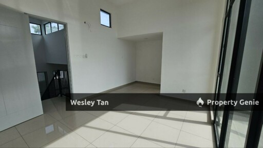 New Cheng 2 Storey Terrace Gated Community 20x70 Freehold 4rooms Bare