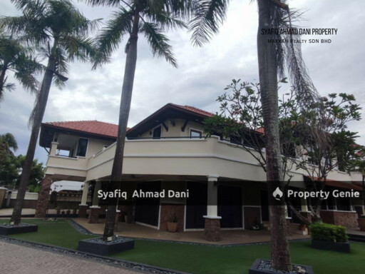 Villa Taman Tasik Titiwangsa with Utility Building