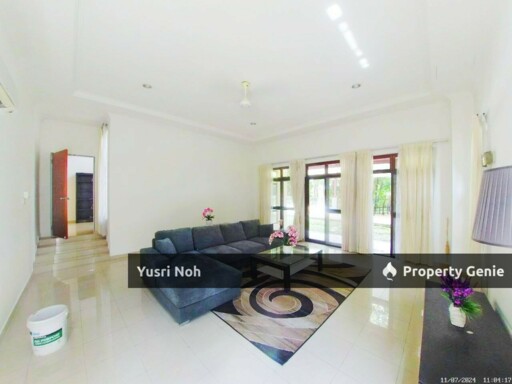 PARTIALLY FURNISHED BUNGALOW DOUBLE STOREY BEVERLY ROW IOI RESORT CITY PUTRAJAYA